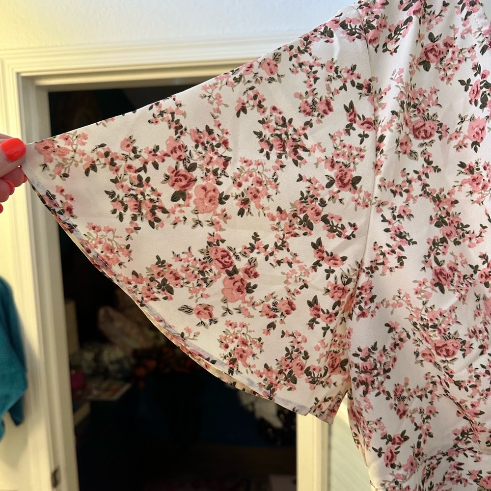 Shein floral crop top - Picture 6 of 6